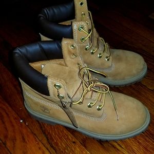 Nubuck Timberland Boots!